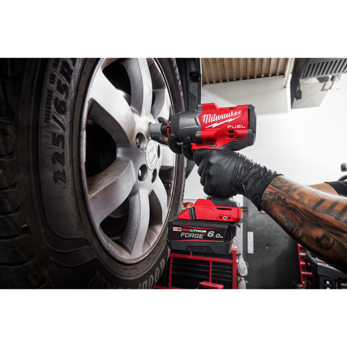 ミルウォーキー　M18 FUEL™ 1/2インチ 1627Nmインパクトレンチ 6.0Ah x 2 キット　M18 FHIW2F12-602X JP